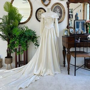 1940s Vintage Wedding Dress